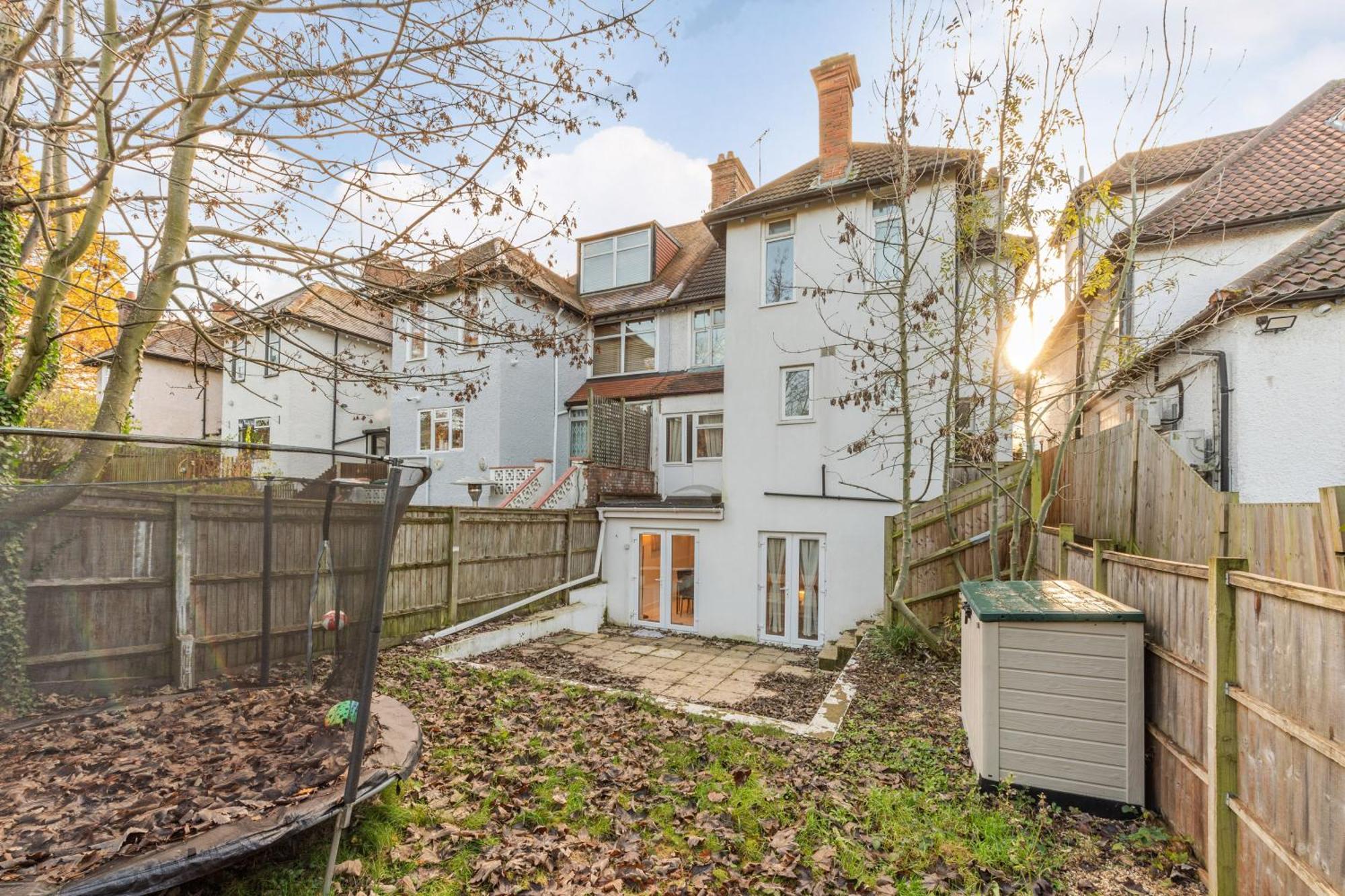 A Golden Haven Retreat In London Apartment ภายนอก รูปภาพ
